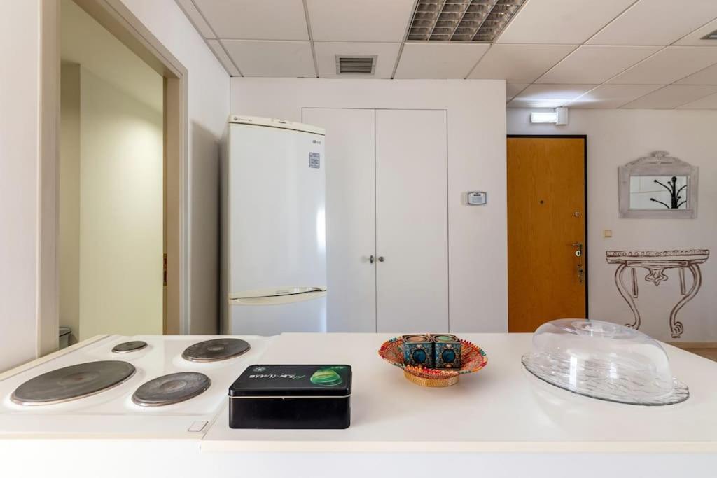 Downtown Spacious Loft Apartment Just 3 Minutes From City Centre Heraklion (Crete) Exterior foto